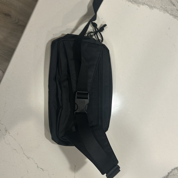 Vintage • Nike Waist Belt Bag - Picture 4 of 11